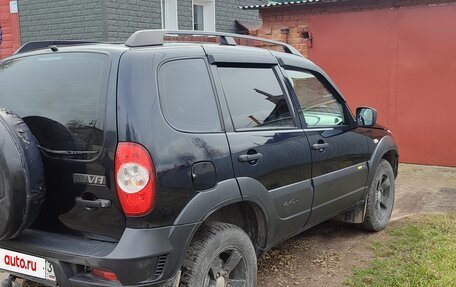 Chevrolet Niva I рестайлинг, 2016 год, 710 000 рублей, 5 фотография
