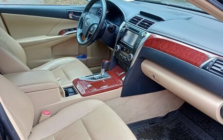 Toyota Camry, 2014 год, 1 700 000 рублей, 8 фотография