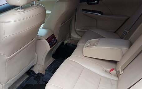 Toyota Camry, 2014 год, 1 700 000 рублей, 10 фотография