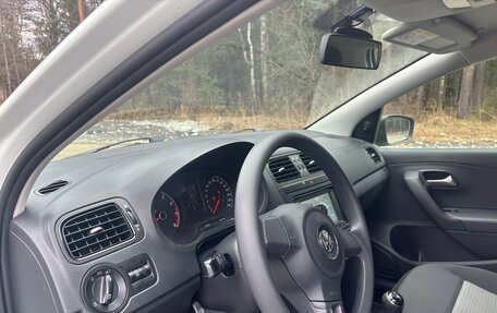 Volkswagen Polo VI (EU Market), 2015 год, 850 000 рублей, 9 фотография