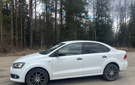 Volkswagen Polo VI (EU Market), 2015 год, 850 000 рублей, 3 фотография