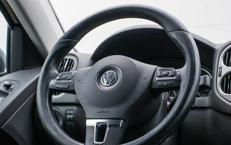 Volkswagen Tiguan I, 2011 год, 915 000 рублей, 15 фотография