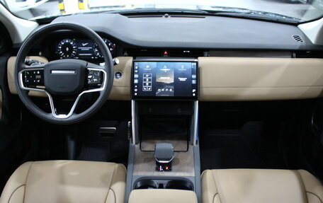 Land Rover Discovery Sport I рестайлинг, 2025 год, 5 990 000 рублей, 8 фотография