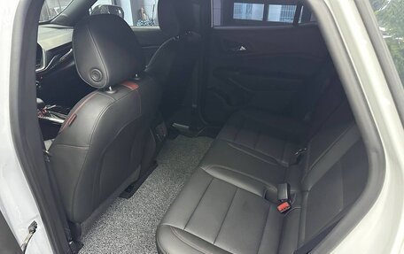 Chevrolet Trax, 2023 год, 1 750 000 рублей, 4 фотография