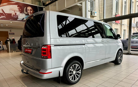 Volkswagen Multivan T6 рестайлинг, 2016 год, 4 249 000 рублей, 5 фотография