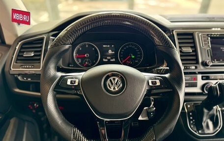 Volkswagen Multivan T6 рестайлинг, 2016 год, 4 249 000 рублей, 24 фотография