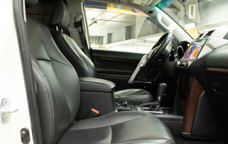 Toyota Land Cruiser Prado 150 рестайлинг 2, 2017 год, 3 849 000 рублей, 11 фотография