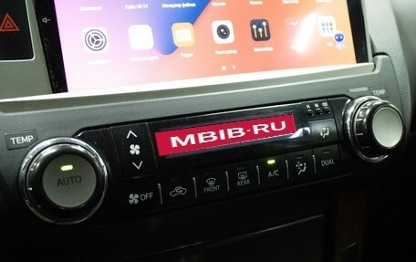 Toyota Land Cruiser Prado 150 рестайлинг 2, 2017 год, 3 849 000 рублей, 23 фотография