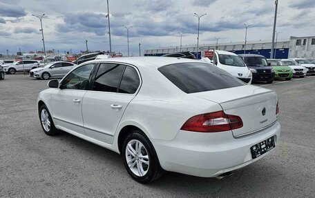 Skoda Superb III рестайлинг, 2011 год, 799 995 рублей, 5 фотография