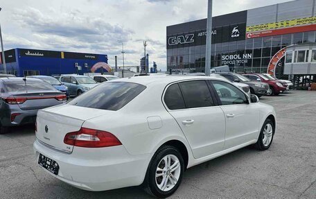 Skoda Superb III рестайлинг, 2011 год, 799 995 рублей, 7 фотография