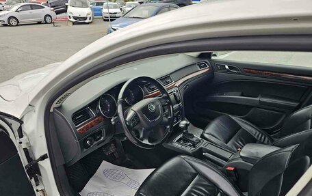 Skoda Superb III рестайлинг, 2011 год, 799 995 рублей, 9 фотография