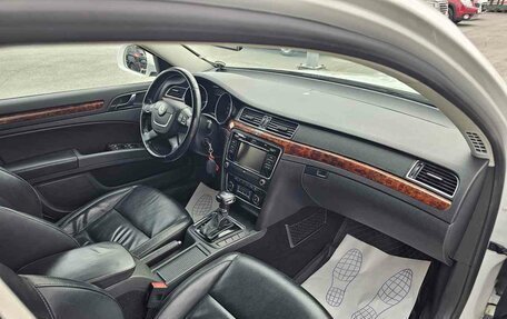 Skoda Superb III рестайлинг, 2011 год, 799 995 рублей, 13 фотография