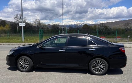 Toyota Camry, 2017 год, 1 800 000 рублей, 4 фотография