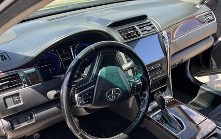 Toyota Camry, 2017 год, 1 800 000 рублей, 14 фотография