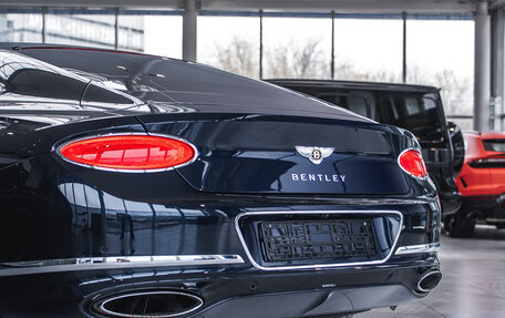 Bentley Continental GT III, 2019 год, 18 500 000 рублей, 11 фотография