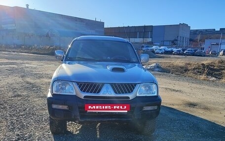 Mitsubishi L200 III рестайлинг, 2006 год, 790 000 рублей, 2 фотография