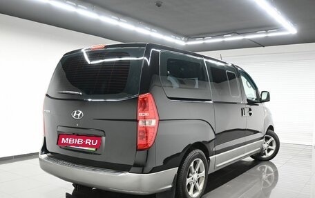 Hyundai H-1 II рестайлинг, 2013 год, 1 895 000 рублей, 2 фотография