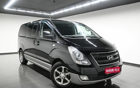 Hyundai H-1 II рестайлинг, 2013 год, 1 895 000 рублей, 5 фотография