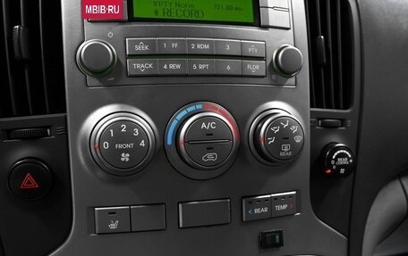 Hyundai H-1 II рестайлинг, 2013 год, 1 895 000 рублей, 16 фотография