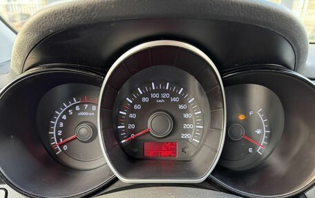 KIA Rio III рестайлинг, 2015 год, 910 000 рублей, 15 фотография