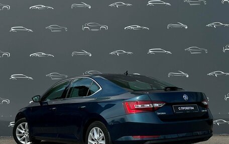 Skoda Superb III рестайлинг, 2019 год, 1 972 800 рублей, 4 фотография