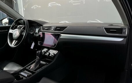 Skoda Superb III рестайлинг, 2019 год, 1 972 800 рублей, 8 фотография