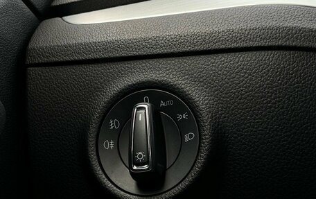 Skoda Superb III рестайлинг, 2019 год, 1 972 800 рублей, 20 фотография