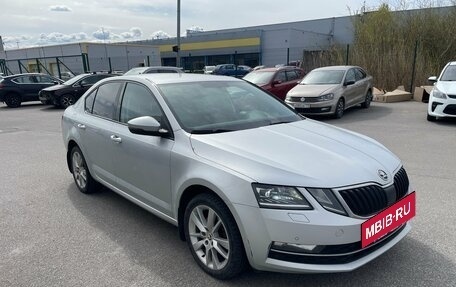 Skoda Octavia, 2018 год, 1 585 000 рублей, 8 фотография