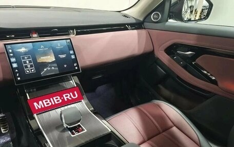 Land Rover Range Rover Evoque II, 2025 год, 5 990 000 рублей, 12 фотография