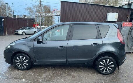 Renault Scenic III, 2010 год, 600 000 рублей, 2 фотография
