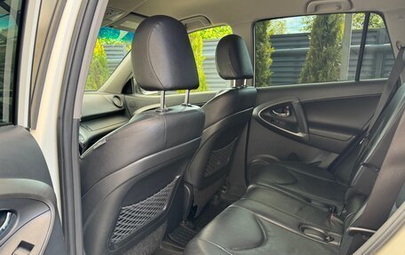 Toyota RAV4, 2012 год, 1 799 000 рублей, 16 фотография