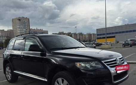 Volkswagen Touareg III, 2008 год, 1 400 000 рублей, 2 фотография
