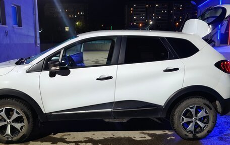 Renault Kaptur I рестайлинг, 2018 год, 1 180 000 рублей, 4 фотография