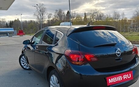 Opel Astra J, 2012 год, 890 000 рублей, 3 фотография