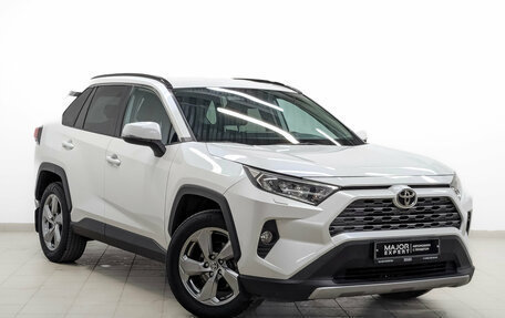 Toyota RAV4, 2020 год, 2 900 000 рублей, 3 фотография