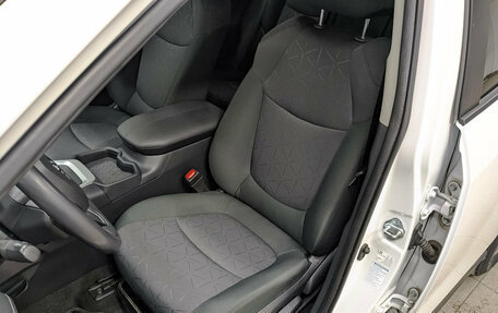 Toyota RAV4, 2020 год, 2 900 000 рублей, 19 фотография