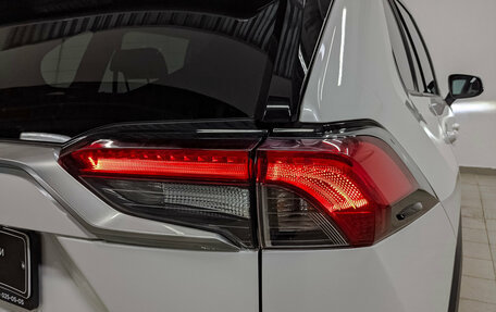 Toyota RAV4, 2020 год, 2 900 000 рублей, 26 фотография