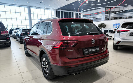 Volkswagen Tiguan II, 2019 год, 2 995 000 рублей, 11 фотография