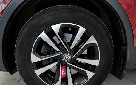 Volkswagen Tiguan II, 2019 год, 2 995 000 рублей, 22 фотография