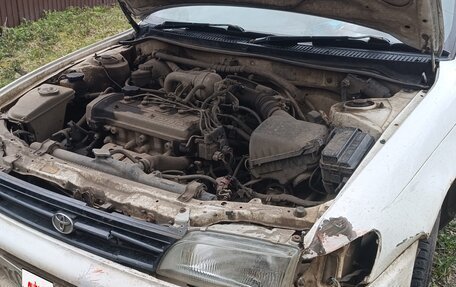 Toyota Corolla, 2000 год, 110 000 рублей, 3 фотография