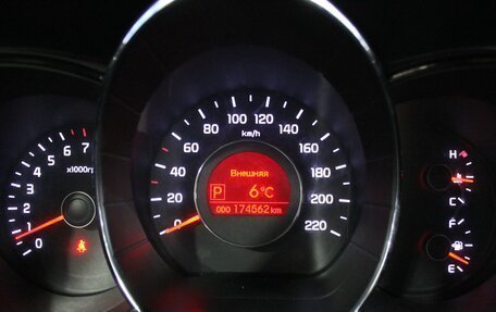 KIA Rio III рестайлинг, 2014 год, 787 000 рублей, 16 фотография