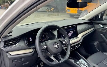 Skoda Octavia IV, 2021 год, 1 700 000 рублей, 11 фотография