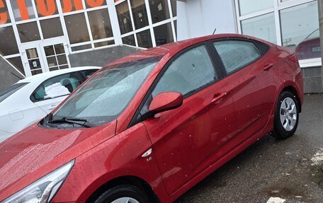 Hyundai Solaris II рестайлинг, 2016 год, 1 300 000 рублей, 12 фотография