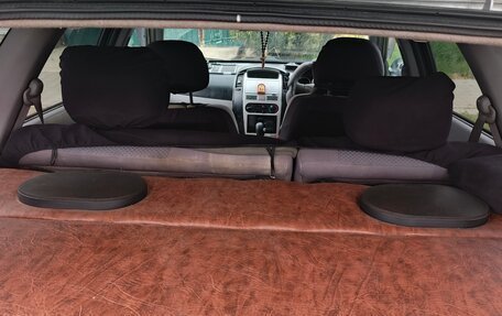 Nissan Wingroad III, 2003 год, 700 000 рублей, 8 фотография