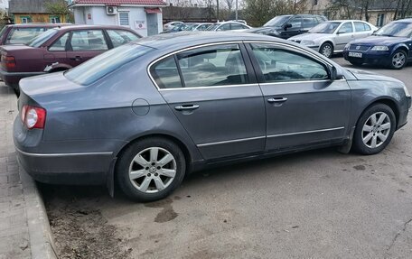Volkswagen Passat B6, 2007 год, 385 000 рублей, 2 фотография