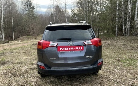Toyota RAV4, 2014 год, 1 700 000 рублей, 9 фотография