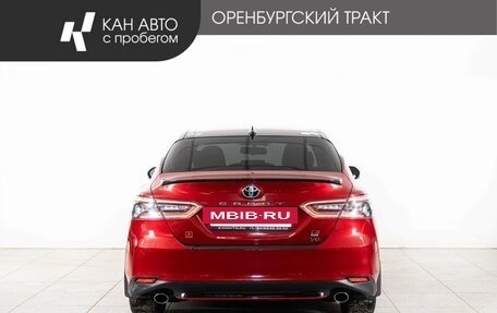 Toyota Camry, 2021 год, 3 400 000 рублей, 4 фотография