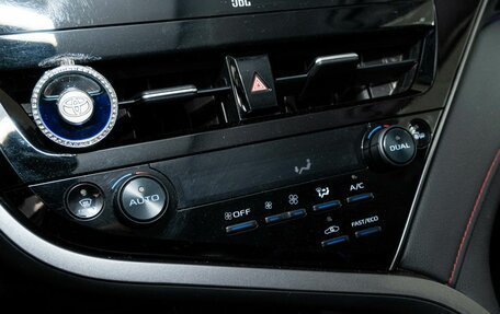 Toyota Camry, 2021 год, 3 400 000 рублей, 11 фотография