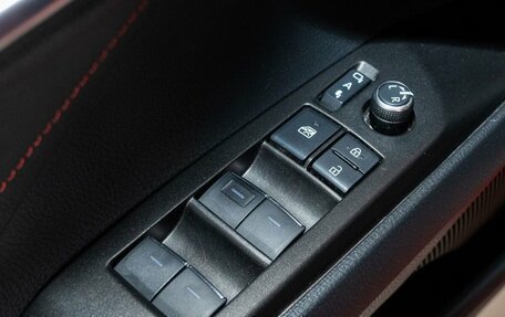 Toyota Camry, 2021 год, 3 400 000 рублей, 18 фотография