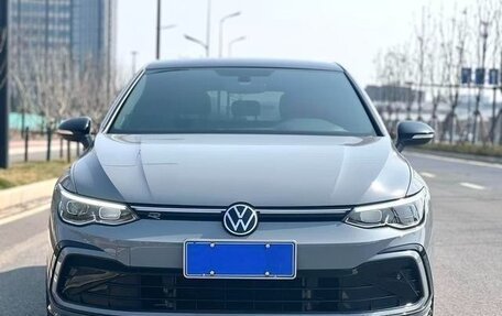 Volkswagen Golf VIII, 2023 год, 1 710 000 рублей, 2 фотография